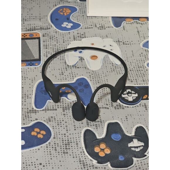 Shokz OpenRun Wireless Bone Conduction Headphones - Black S803BK *OPEN BOX NEW* - Picture 4 of 8